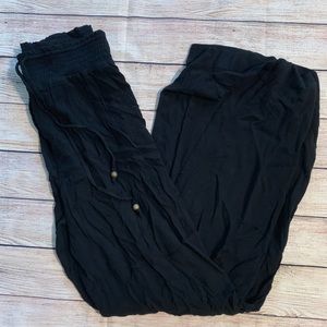 Aerie • NWT Medium Black Pant
